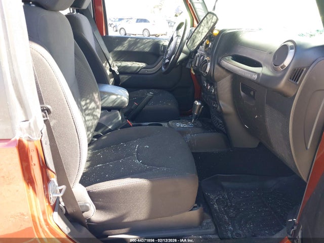 1C4AJWAG3EL268983 Jeep Wrangler Sport