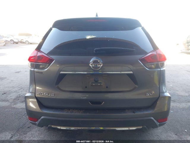 Nissan ROGUE SV 2018 KNMAT2MT1JP509826 Image 17