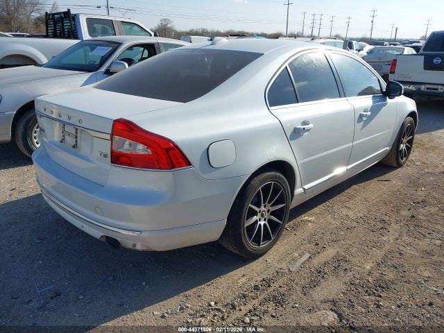 Volvo S80 T5 2015 YV140MAB5F1182557 Image 4