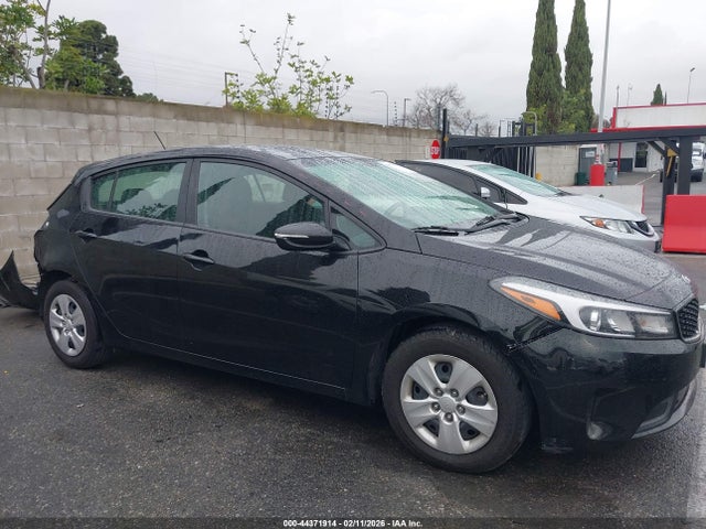 KIA FORTE LX 2017 KNAFK5A87H5680402 Image 14