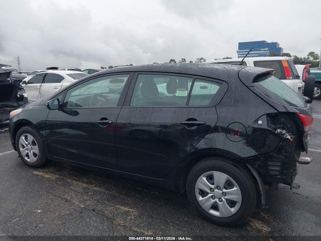 KIA FORTE LX 2017 KNAFK5A87H5680402 Image 15