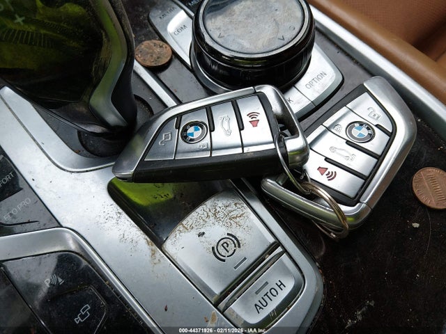 44371926 :رقم المزاد ، WBA7F2C53GG419359 vin ، 2016 Bmw 750i Xdrive مزاد بيع