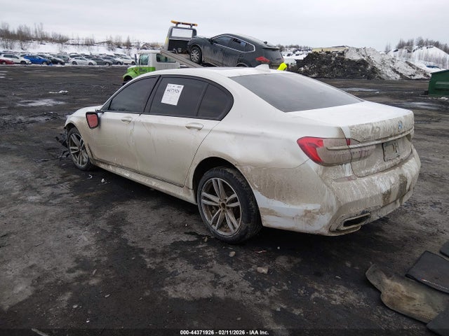 44371926 :رقم المزاد ، WBA7F2C53GG419359 vin ، 2016 Bmw 750i Xdrive مزاد بيع