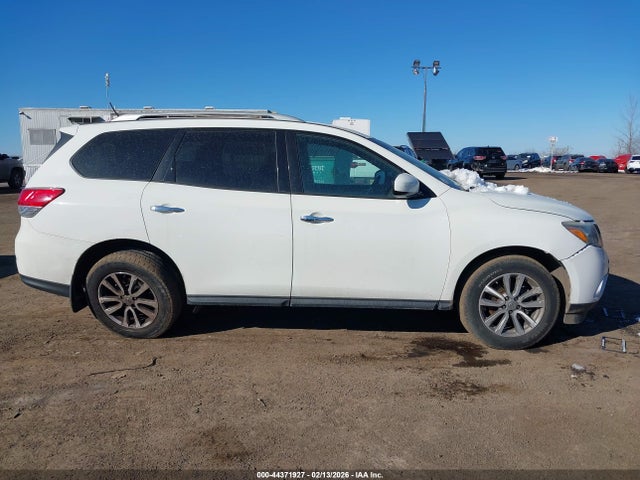 Aukcja sprzedaży 2016 Nissan Pathfinder Sv, vin: 5N1AR2MMXGC622676, numer aukcji: 44371927