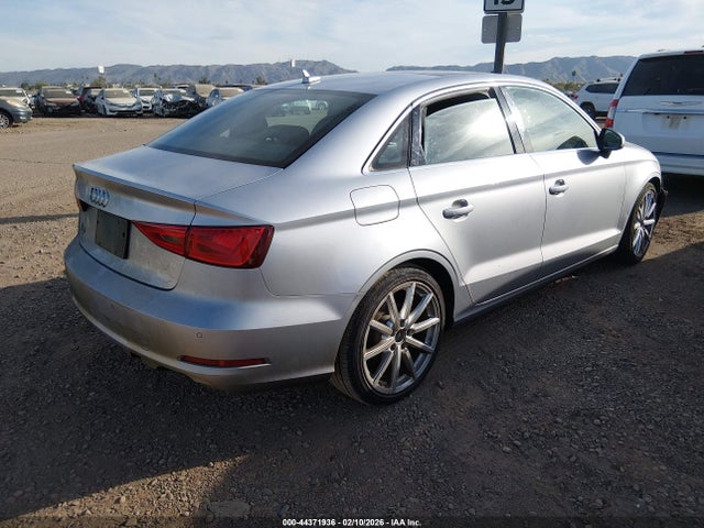 2015 AUDI A3 WAUACGFF3F1144223 Photo 3