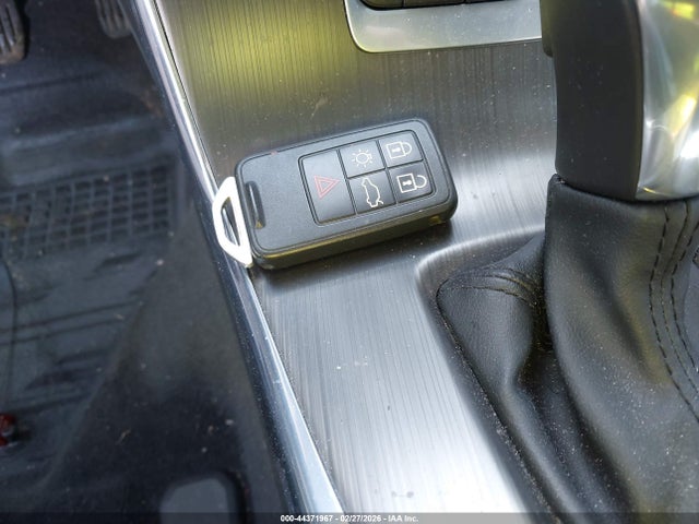 2016 VOLVO V60 YV140MEK6G1305472 Photo 10