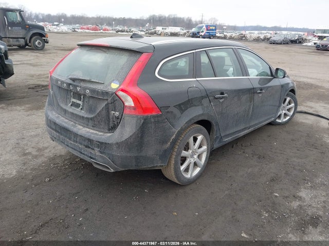 2016 VOLVO V60 YV140MEK6G1305472 Photo 3