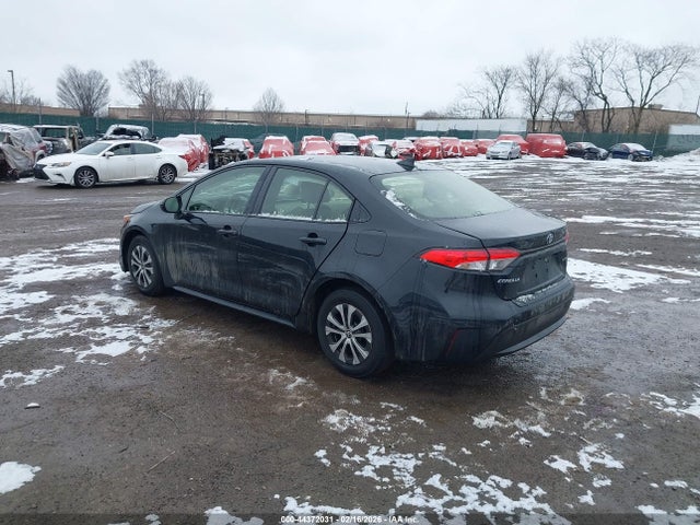 Toyota Corolla Hybrid Le 2022 JTDEAMDEXNJ061843 Image 3