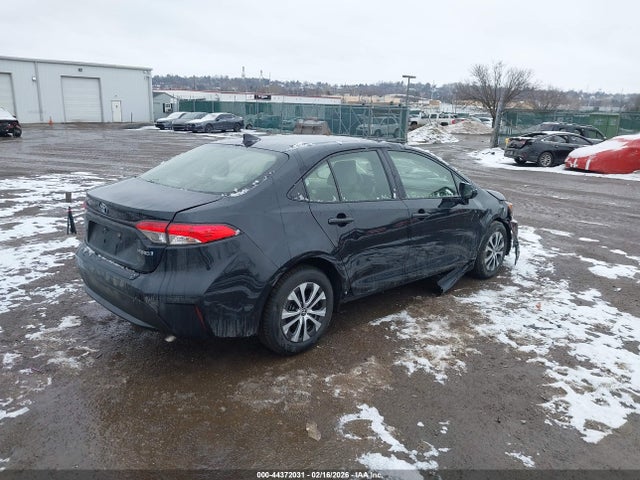 Toyota Corolla Hybrid Le 2022 JTDEAMDEXNJ061843 Image 4