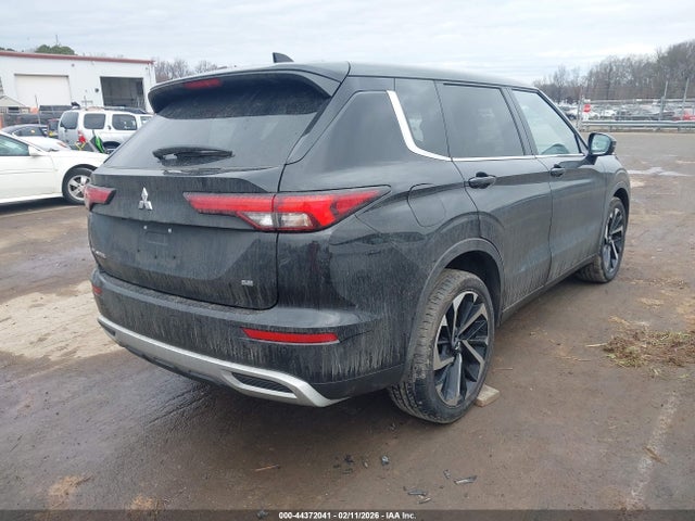 2024 MITSUBISHI OUTLANDER JA4J3VA82RZ083012 Photo 3