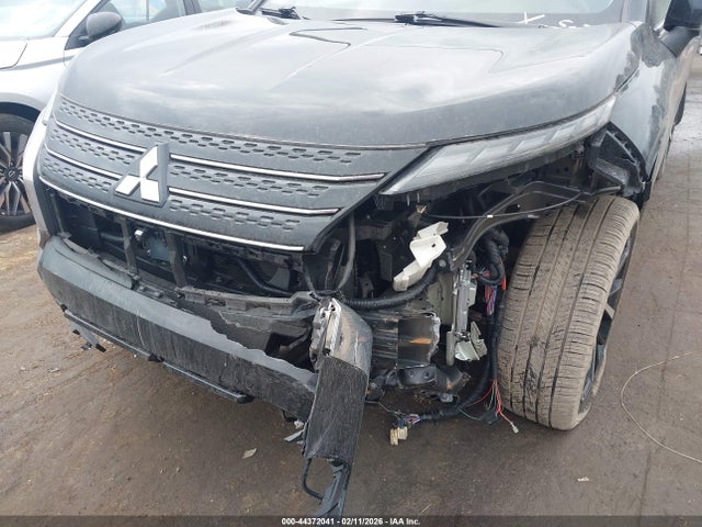 2024 MITSUBISHI OUTLANDER JA4J3VA82RZ083012 Photo 5