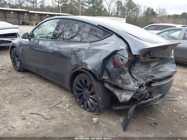 2022 TESLA MODEL Y 7SAYGDEF2NF508002 Photo 2
