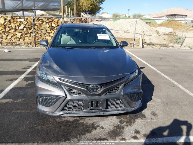4T1G11AK5NU046078 Toyota CAMRY SE