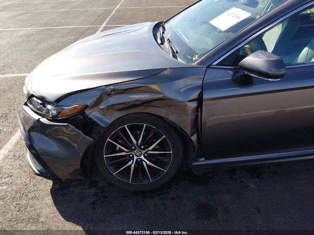 4T1G11AK5NU046078 Toyota CAMRY SE