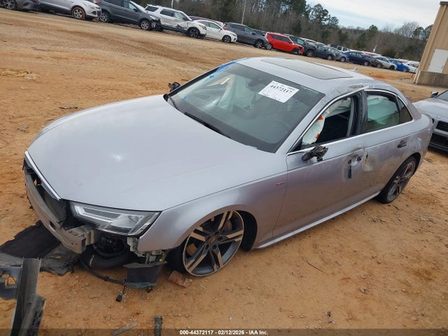 2018 AUDI A4 WAUENAF43JA110542 Photo 1