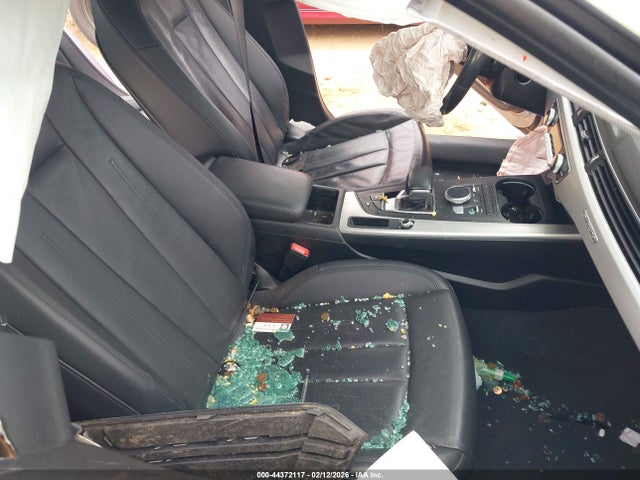 2018 AUDI A4 WAUENAF43JA110542 Photo 4