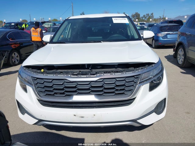 KNDEPCAAXM7145893 KIA Seltos Lx