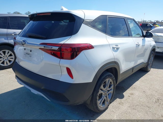 KNDEPCAAXM7145893 KIA Seltos Lx