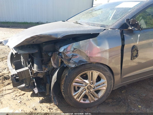 5NPD84LF4KH497075 Hyundai Elantra Value Edition