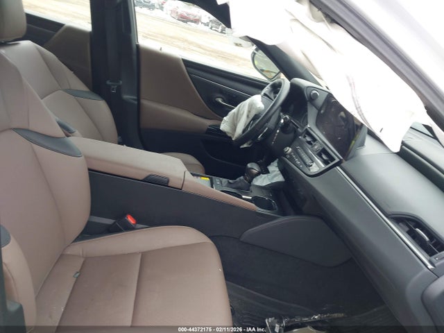 Продаж на аукціоні авто 2025 Lexus Es 300h, vin: 58ADA1C15SU063104, номер лоту: 44372175