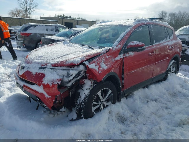 2017 TOYOTA RAV4 JTMRFREV5HJ156927 Photo 1