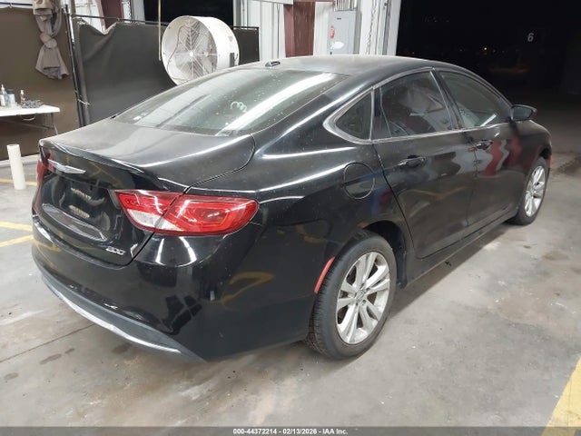 44372214 :رقم المزاد ، 1C3CCCAB2FN723760 vin ، 2015 Chrysler 200 Limited مزاد بيع