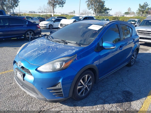JTDKDTB38J1606731 Toyota Prius C Three