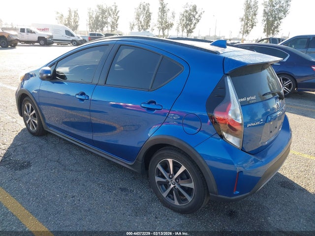 JTDKDTB38J1606731 Toyota Prius C Three