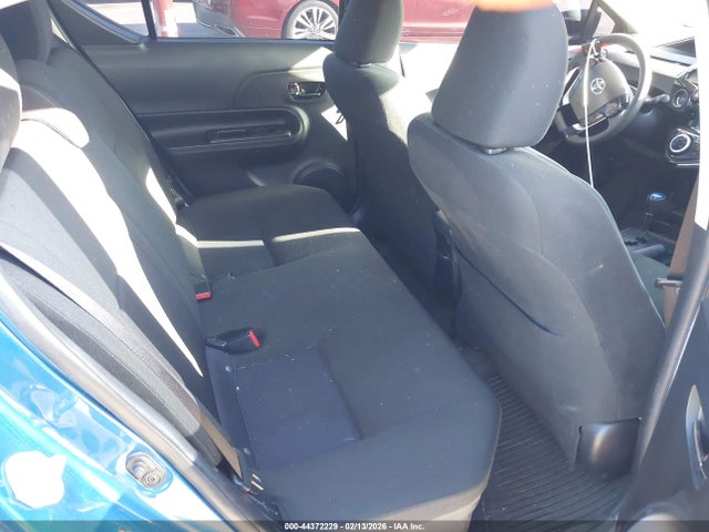 JTDKDTB38J1606731 Toyota Prius C Three