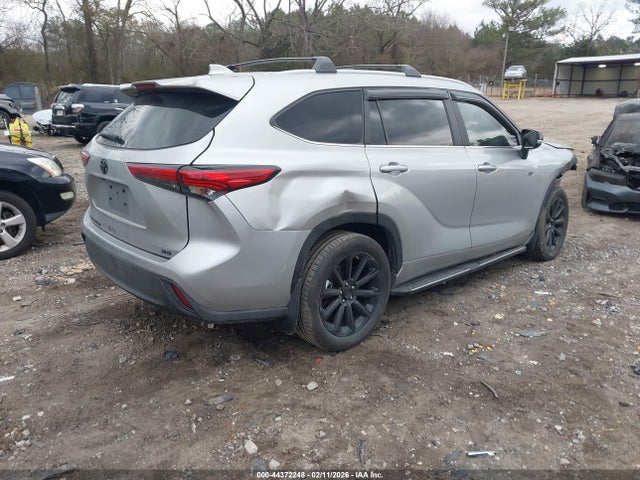 Toyota Highlander Xle 2023 5TDKDRAH6PS518868 Image 4