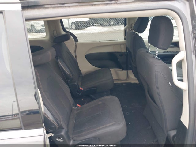 Продаж на аукціоні авто 2018 Chrysler Pacifica Touring Plus, vin: 2C4RC1FG2JR101556, номер лоту: 44372304