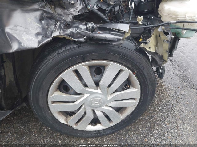 3HGGK5G57FM713587 Honda FIT LX