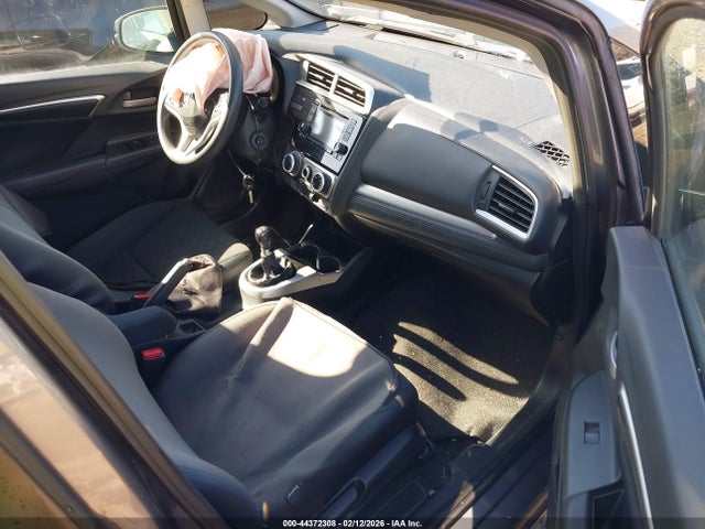 3HGGK5G57FM713587 Honda FIT LX