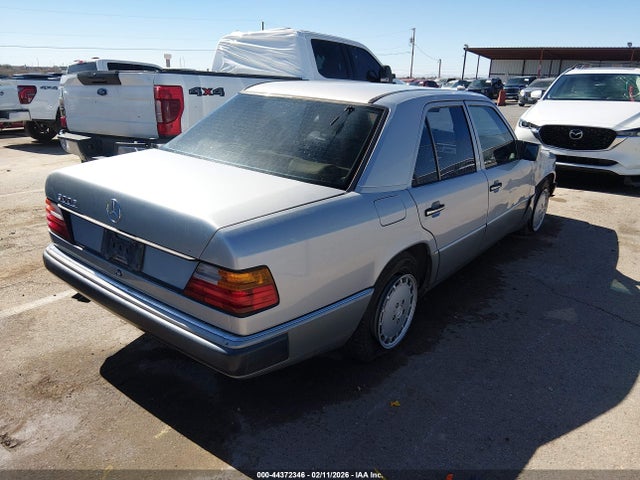 1990 MERCEDES-BENZ 300 WDBEA26D7LB160134 Photo 3