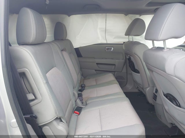 Продаж на аукціоні авто 2015 Honda Pilot Se, vin: 5FNYF3H32FB033948, номер лоту: 44372351