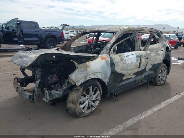 Hyundai Tucson Value 2019 KM8J33A48KU986917 Image 2