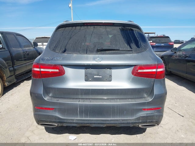 WDC0G4JBXJV074561 Mercedes-Benz GLC 300