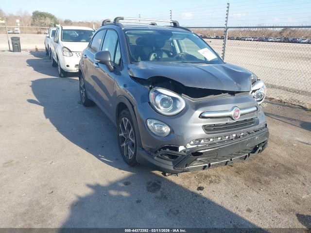 2017 FIAT 500X ZFBCFXCB4HP580361