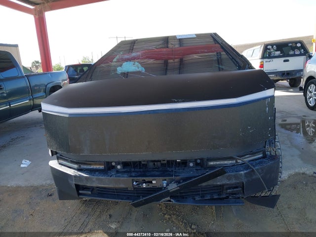 7G2CEHED4RA008099 Tesla Cybertruck All-wheel Drive