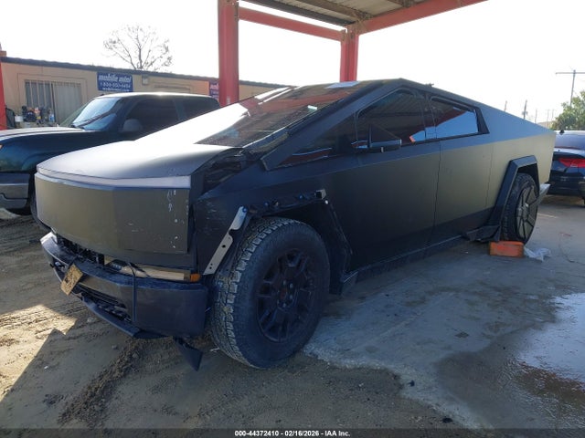 2024 TESLA CYBERTRUCK 7G2CEHED4RA008099 Photo 1
