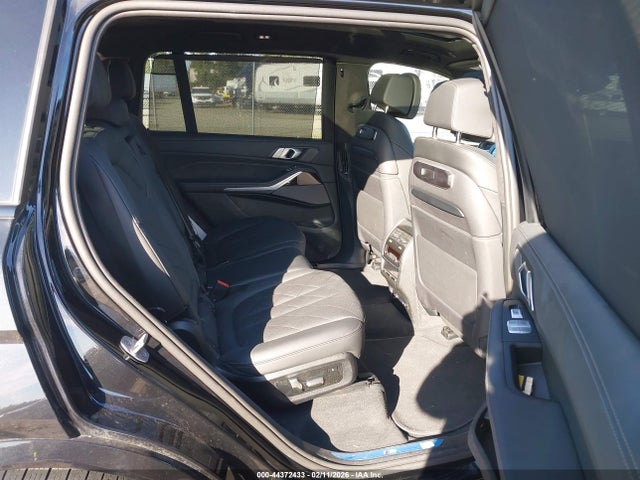 5UX23EM01R9V78400 BMW X7 Xdrive40i