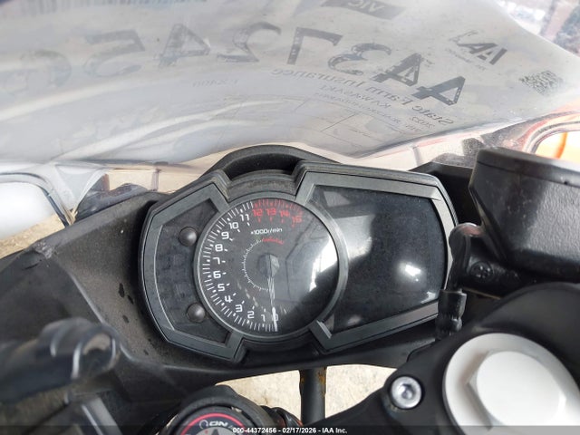 44372456 :رقم المزاد ، JKAEXKG14NDAJ0815 vin ، 2022 Kawasaki Ex400 مزاد بيع