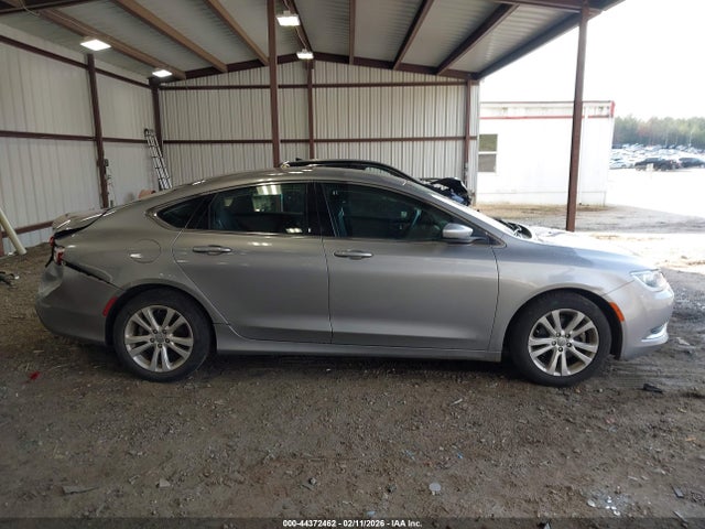 2015 Chrysler 200 Limited მანქანა იყიდება აუქციონზე, vin: 1C3CCCAB9FN600358, აუქციონის ნომერი: 44372462