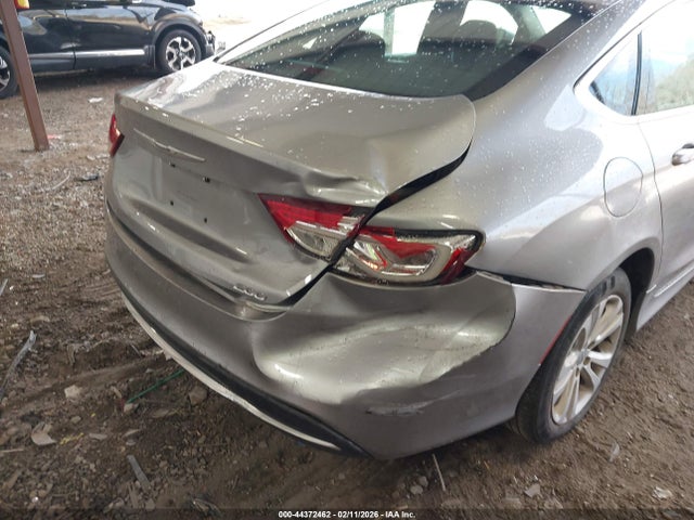 2015 Chrysler 200 Limited მანქანა იყიდება აუქციონზე, vin: 1C3CCCAB9FN600358, აუქციონის ნომერი: 44372462