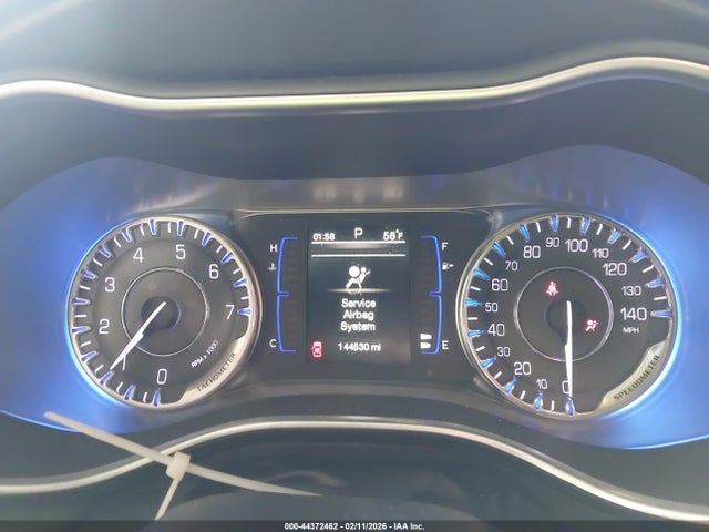 2015 Chrysler 200 Limited მანქანა იყიდება აუქციონზე, vin: 1C3CCCAB9FN600358, აუქციონის ნომერი: 44372462