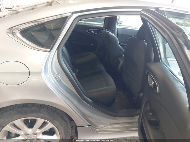 2015 Chrysler 200 Limited მანქანა იყიდება აუქციონზე, vin: 1C3CCCAB9FN600358, აუქციონის ნომერი: 44372462