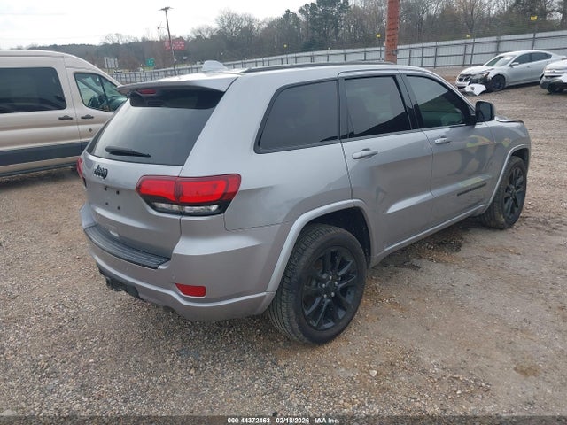 1C4RJEAG4HC869031 Jeep Grand Cherokee Altitude 4x2
