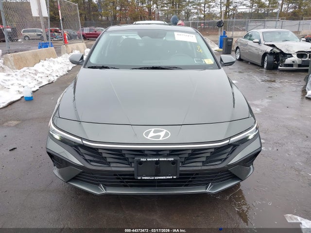 44372472 :رقم المزاد ، KMHLL4DG4SU897172 vin ، 2025 Hyundai Elantra Se مزاد بيع
