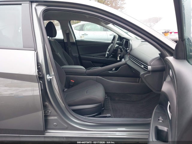 44372472 :رقم المزاد ، KMHLL4DG4SU897172 vin ، 2025 Hyundai Elantra Se مزاد بيع
