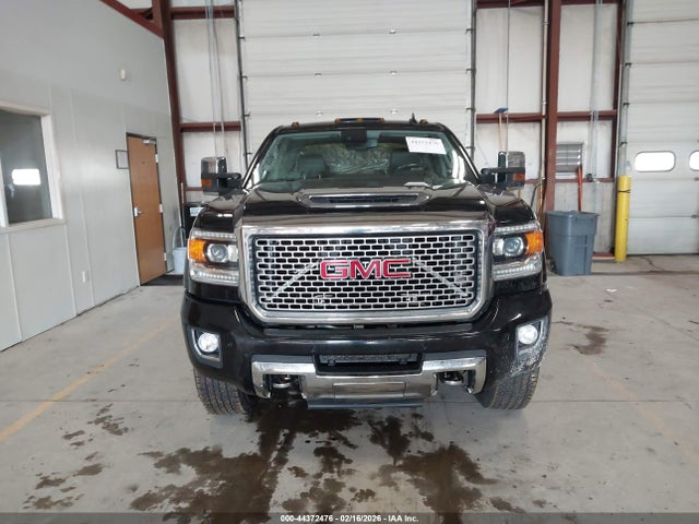 Продаж на аукціоні авто 2017 Gmc Sierra 2500hd Denali, vin: 1GT12UEY7HF108810, номер лоту: 44372476